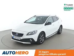 Vit Begagnad 2016 Volvo V40 CC Summum Kombi | 219 000 kr (Lite dyr)