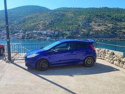 Begagnad 2016 Ford Fiesta ST Halvkombi | 70 000 kr