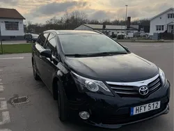 Blå Begagnad 2015 Toyota Avensis Edition Kombi | 128 000 kr