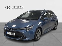 Blå Begagnad 2019 Toyota Corolla Hybrid Style Halvkombi | 217 000 kr (Marknadspris)