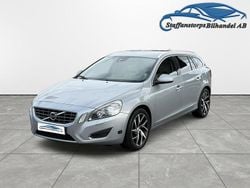 Silver Begagnad 2011 Volvo V60 Summum Kombi | 84 900 kr (Lite dyr)