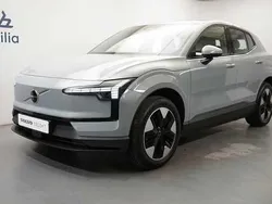 Grå Begagnad 2024 Volvo EX30 Core SUV | 309 900 kr