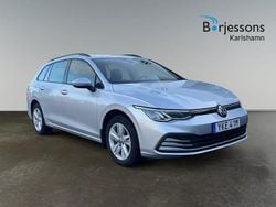 Silver Begagnad 2023 VW Golf VIII Kombi | 194 000 kr (Marknadspris)