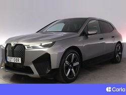 Grå Begagnad 2022 BMW iX Sport Line SUV | 534 900 kr (Marknadspris)