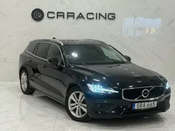 Svart Begagnad 2020 Volvo V60 Momentum Kombi | 264 900 kr (Bra pris)