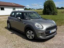 Grå Begagnad 2017 Mini ONE Pepper Halvkombi | 120 000 kr (Marknadspris)
