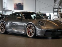Mörkgrå Begagnad 2022 Porsche 911 | 1 975 000 kr