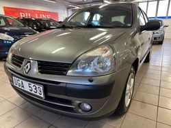 Mörkgrå Begagnad 2003 Renault Clio II Halvkombi | 34 900 kr (Lite dyr)