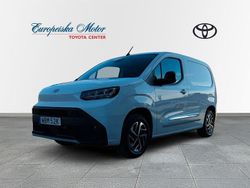 Vit Begagnad 2024 Toyota Proace City City Minibuss | 324 000 kr (Marknadspris)
