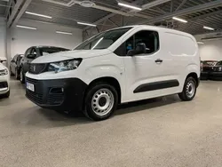 Vit Begagnad 2019 Peugeot Partner Minibuss | 169 000 kr (Lite dyr)