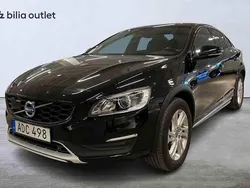 Svart Begagnad 2018 Volvo S60 CC Sedan | 184 900 kr