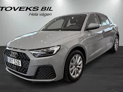 Pilgrå pärleffekt Begagnad 2025 Audi A1 Sportback Proline Halvkombi | 249 900 kr (Lite dyr)