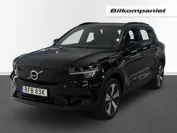 Svart Begagnad 2022 Volvo XC40 Core SUV | 339 800 kr