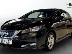 Svart Begagnad 2022 Nissan Leaf N-Connecta Halvkombi | 184 900 kr (Marknadspris)