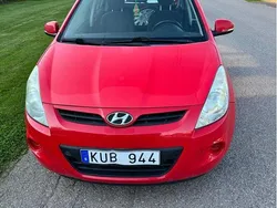 Röd Begagnad 2011 Hyundai i20 Select Halvkombi | 50 000 kr (Marknadspris)