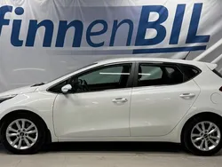 Vit Begagnad 2015 Kia Ceed Halvkombi | 109 500 kr (Lite dyr)