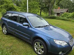 Blå Begagnad 2007 Subaru Outback SUV | 45 000 kr (Lite dyr)
