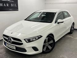 Vit Begagnad 2018 Mercedes A180 Halvkombi | 189 900 kr (Marknadspris)