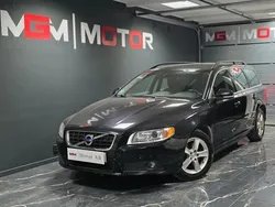 Svart Begagnad 2013 Volvo V70 Momentum Kombi | 105 000 kr (Marknadspris)