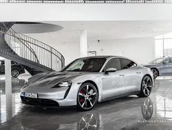 Silver Begagnad 2020 Porsche Taycan 4S Performance Package Sedan | 629 000 kr
