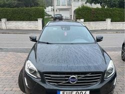 Grå Begagnad 2015 Volvo XC60 Summum SUV | 165 000 kr (Bra pris)