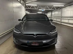 Grå Begagnad 2017 Tesla Model X SUV | 300 000 kr (Bra pris)