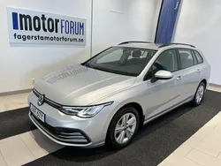Silver Begagnad 2023 VW Golf VIII S Kombi | 219 900 kr (Marknadspris)
