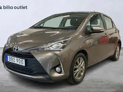 Mörkgrå Begagnad 2017 Toyota Yaris Active Halvkombi | 145 000 kr (Bra pris)