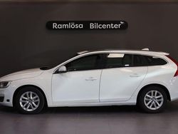 Vit Begagnad 2014 Volvo V60 Kombi | 109 900 kr (Lite dyr)