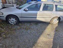 Begagnad 2001 Volvo V70 Kombi | 1 000 kr
