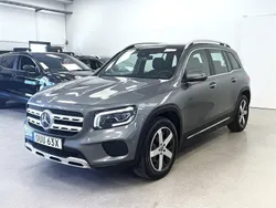 Mörkgrå Begagnad 2022 Mercedes GLB200 Premium SUV | 319 900 kr