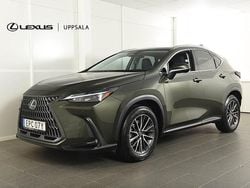 Grön Begagnad 2024 Lexus NX450h+ Business Edition SUV | 589 900 kr (Bra pris)