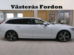 Vit Begagnad 2019 Volvo V90 Momentum Kombi | 249 900 kr (Lite dyr)