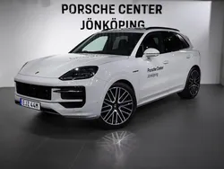 Grå (grey) Begagnad 2025 Porsche Cayenne SUV | 1 460 000 kr (Dyr)