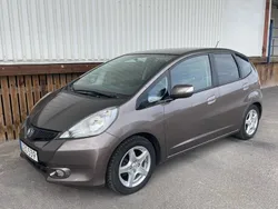 Ljusbrun (brun) Begagnad 2015 Honda Jazz Halvkombi | 89 000 kr (Marknadspris)