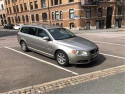 Brun Begagnad 2010 Volvo V70 Momentum Kombi | 42 000 kr