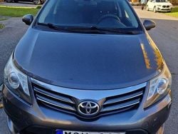 Grå Begagnad 2012 Toyota Avensis Business Edition Kombi | 48 999 kr (Bra pris)