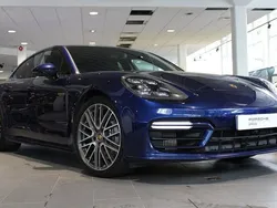 Porsche Panamera 4