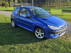 Blå Begagnad 2003 Peugeot 206 Halvkombi | 14 000 kr (Marknadspris)