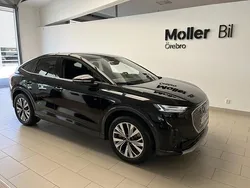 Svart Begagnad 2022 Audi Q4 Sportback e-tron Advanced SUV | 399 900 kr
