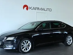 Svart Begagnad 2019 Skoda Superb Sedan | 199 900 kr (Marknadspris)