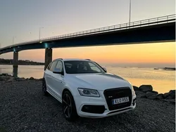 Grå Begagnad 2015 Audi Q5 SUV | 225 000 kr