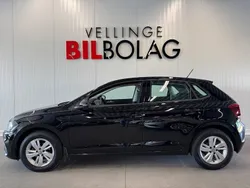 Svart Begagnad 2019 VW Polo Halvkombi | 174 500 kr (Marknadspris)