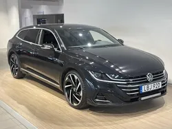 Svart Begagnad 2022 VW Arteon R-line Kombi | 329 900 kr (Marknadspris)
