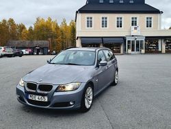 Grå Begagnad 2011 BMW 320 Kombi | 94 000 kr (Marknadspris)