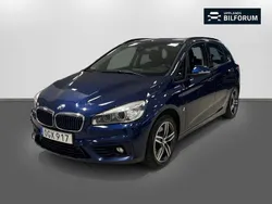 Blå Begagnad 2016 BMW 225 Active Tourer Sport Line Minibuss | 149 000 kr (Dyr)
