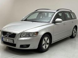 Ljusgrå Begagnad 2011 Volvo V50 Momentum Kombi | 63 500 kr (Marknadspris)