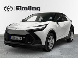 Grå Begagnad 2023 Toyota C-HR Edition SUV | 419 900 kr (Marknadspris)