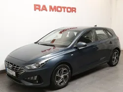 Blå Begagnad 2022 Hyundai i30 Essential Halvkombi | 199 900 kr (Superpris)