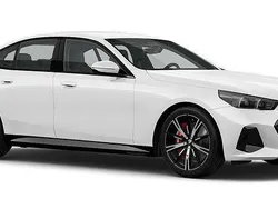 Vit Ny 2025 BMW 520 M Sport Sedan | 684 500 kr